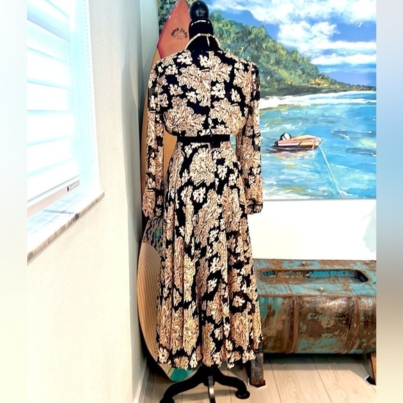 🔥Gianni Bini Marisol Jacquard Amber Flower,Cut-Out,Statement Dress, Size 10 - Picture 11 of 17